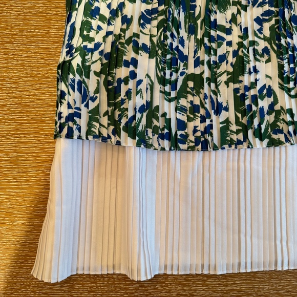 VICTORIA BECKHAM Blue and Green Abstract Floral Midi Skirt, Size 0 US, UK Size 4 - Picture 3 of 3